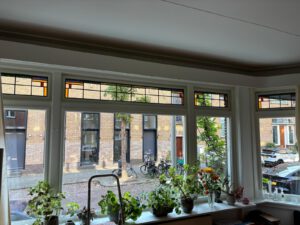 Voorzetramen jaren-30 woning Rotterdam